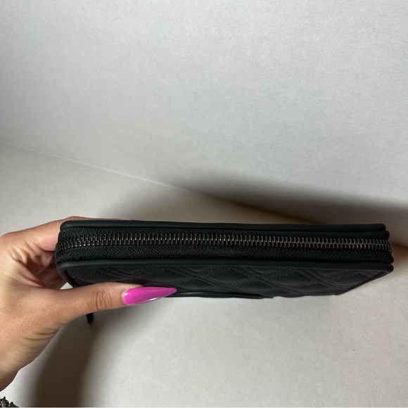 TORY BURCH FLEMING MATTE ZIP CONTINENTAL WALLET BLACK Soft - Picture 2 of 6